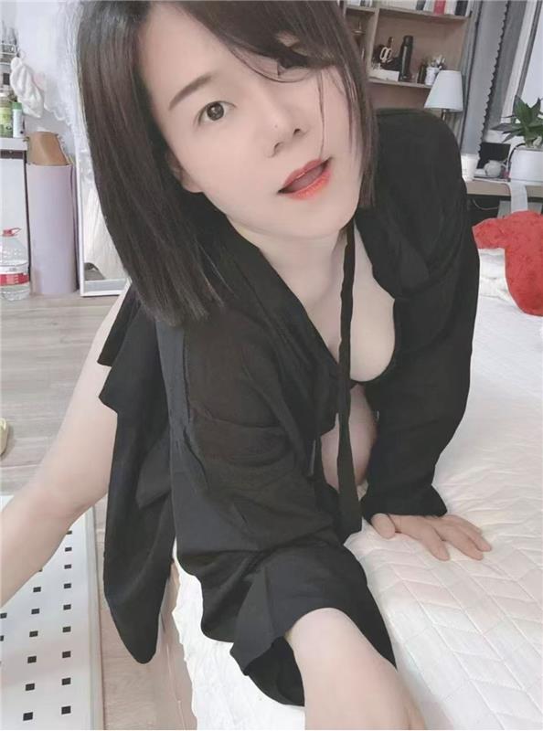 湖北-武汉光谷天然美乳妹子-3.jpg