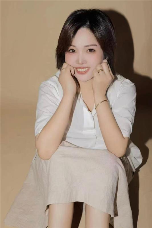 湖北-武汉丰满少妇，良心价格-1.jpg