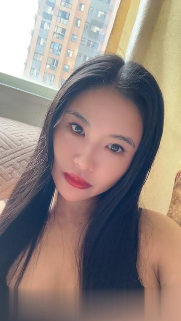 湖南-长沙迎宾路口大胸妹子体验-1.jpg