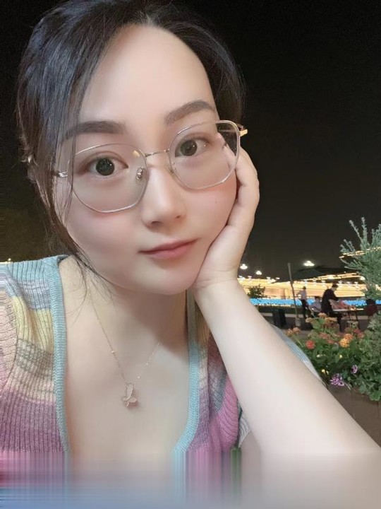 江苏-苏州太仓巨乳兼职少妇-1.jpg