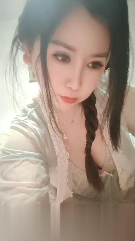湖北-武汉武昌服务系少妇-1.jpg
