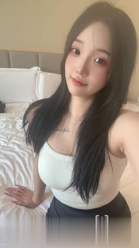 广东东莞大朗大奶蜜桃臀美女-1.jpg