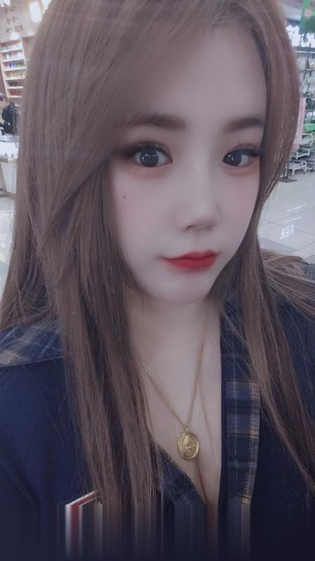 河南-郑州风骚G奶小姐姐-1.jpg